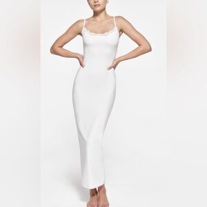 SKIMS Fits Everybody maxi dress